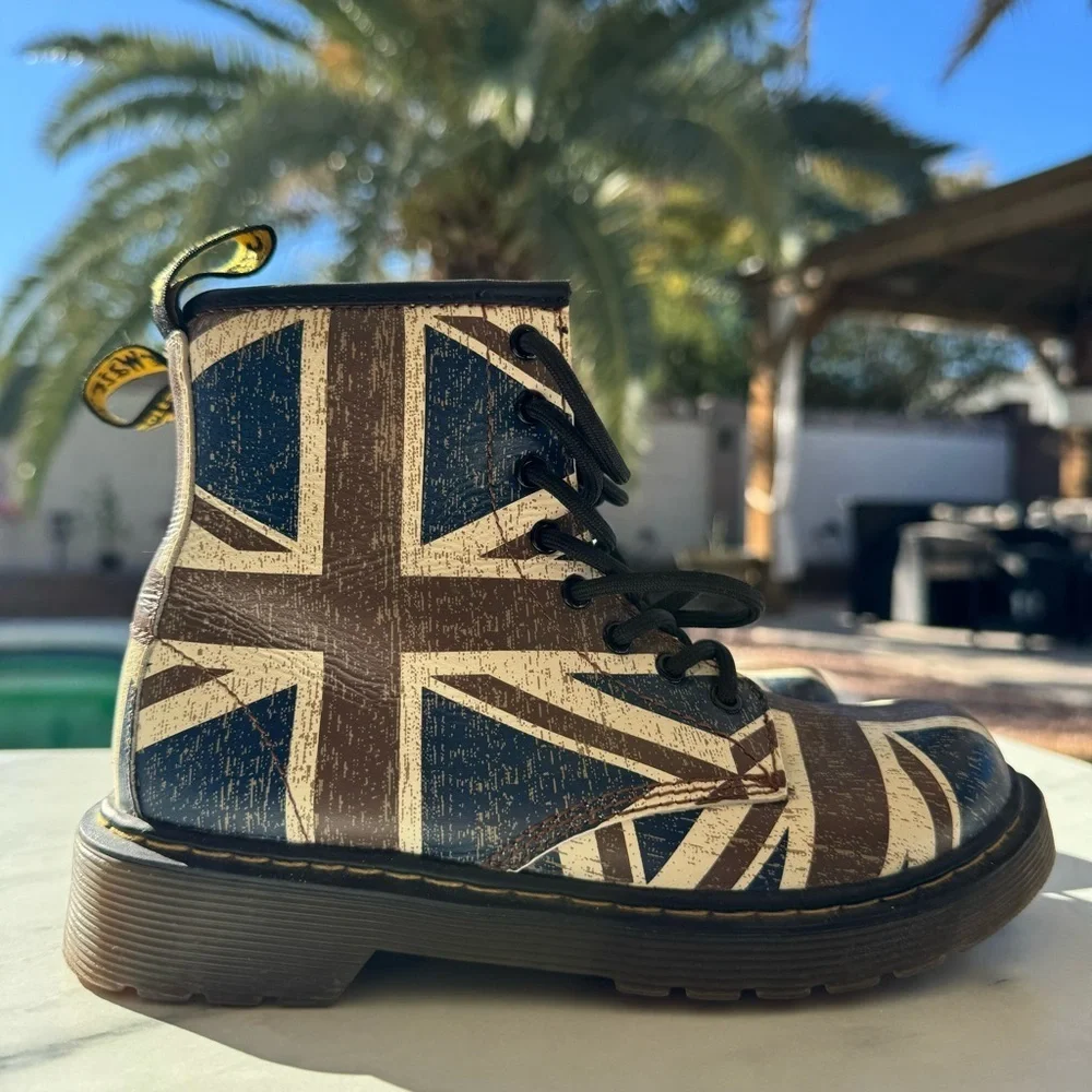 Dr Martens Kids Delaney Classic Union Jack Softy T Boot Size 1